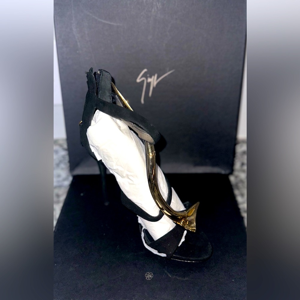 Giuseppe Za’notti black heels